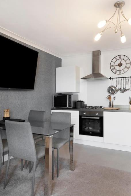 Beach Front Flat Shaldon With Parking 外观 照片
